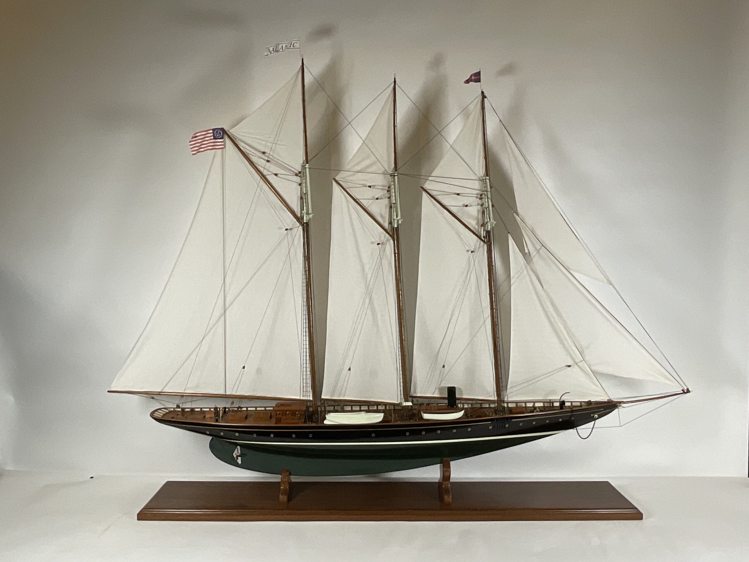 Old Ben, the Yankee, and Lightly may the boat row. Sold wholesale and  retail, by L. Deming  No. 62, Hanover St. Boston